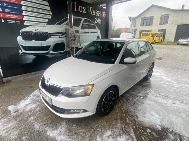 Білий Шкода Фабія, об'ємом двигуна 1.4 л та пробігом 280 тис. км за 7500 $, фото 2 на Automoto.ua