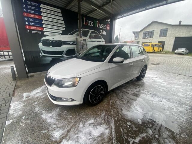 Білий Шкода Фабія, об'ємом двигуна 1.4 л та пробігом 280 тис. км за 7500 $, фото 1 на Automoto.ua