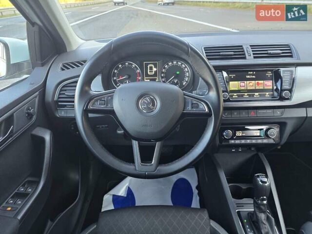 Белый Шкода Фабия, объемом двигателя 1.2 л и пробегом 198 тыс. км за 11499 $, фото 39 на Automoto.ua