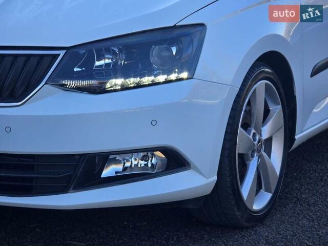 Белый Шкода Фабия, объемом двигателя 1.2 л и пробегом 198 тыс. км за 11499 $, фото 13 на Automoto.ua