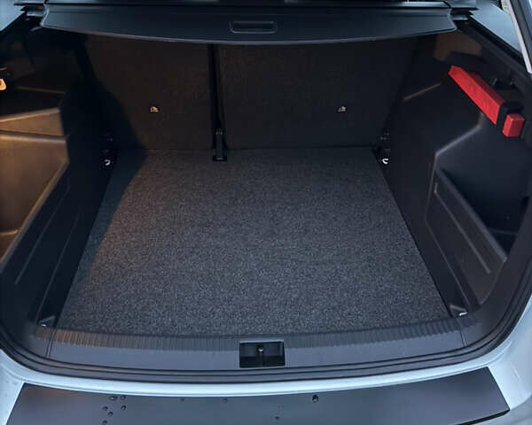 Білий Шкода Фабія, об'ємом двигуна 1.4 л та пробігом 176 тис. км за 8300 $, фото 21 на Automoto.ua