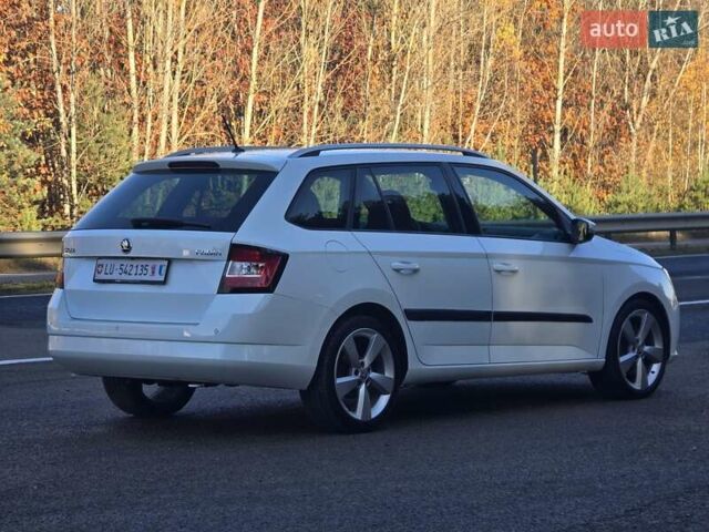 Белый Шкода Фабия, объемом двигателя 1.2 л и пробегом 198 тыс. км за 11499 $, фото 7 на Automoto.ua