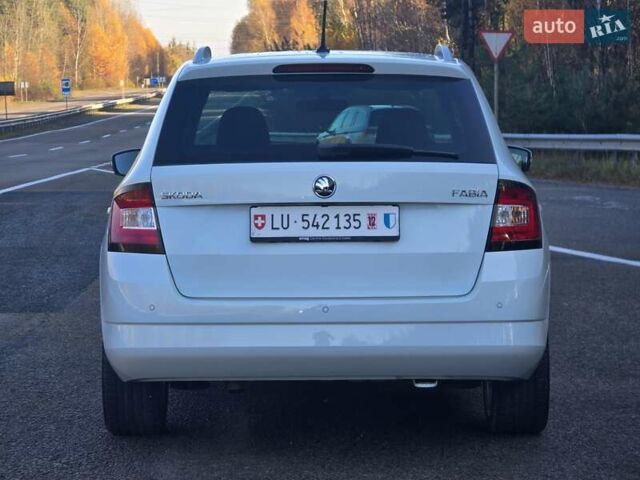 Белый Шкода Фабия, объемом двигателя 1.2 л и пробегом 198 тыс. км за 11499 $, фото 2 на Automoto.ua