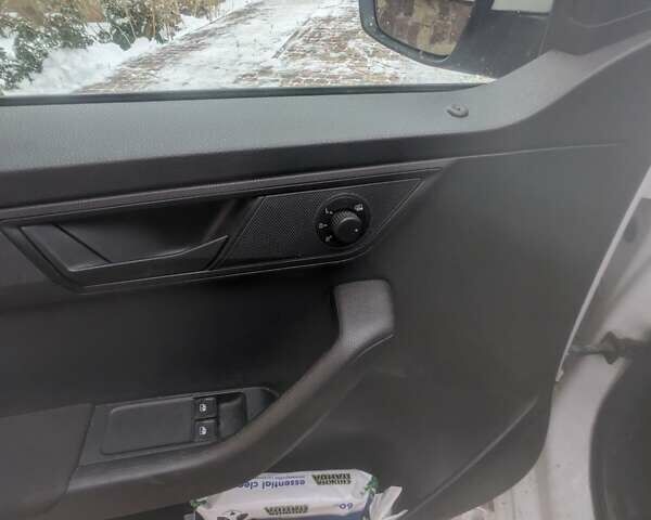 Білий Шкода Фабія, об'ємом двигуна 1.42 л та пробігом 196 тис. км за 7500 $, фото 4 на Automoto.ua