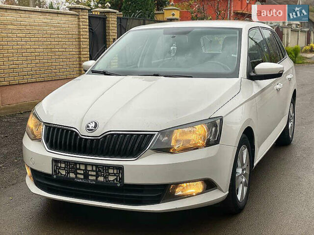 Белый Шкода Фабия, объемом двигателя 1.2 л и пробегом 180 тыс. км за 9800 $, фото 30 на Automoto.ua