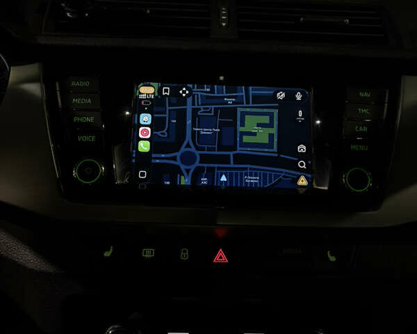 Белый Шкода Фабия, объемом двигателя 1.42 л и пробегом 316 тыс. км за 7299 $, фото 11 на Automoto.ua