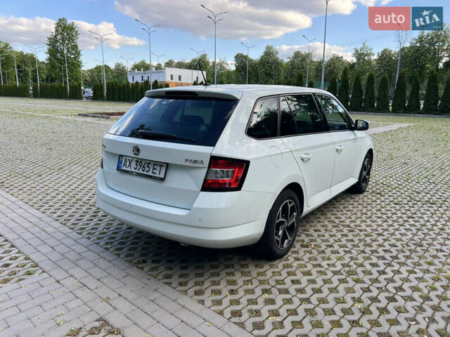 Белый Шкода Фабия, объемом двигателя 1.4 л и пробегом 185 тыс. км за 8400 $, фото 3 на Automoto.ua