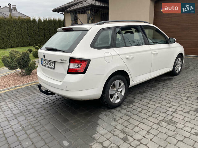 Белый Шкода Фабия, объемом двигателя 1.42 л и пробегом 148 тыс. км за 11500 $, фото 11 на Automoto.ua