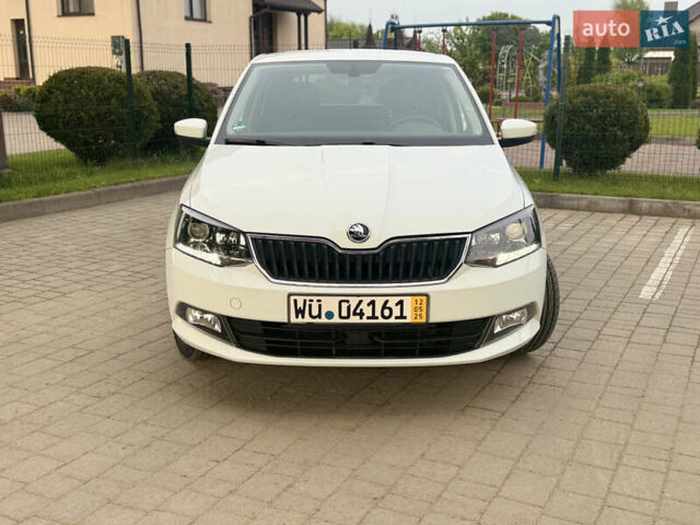 Белый Шкода Фабия, объемом двигателя 1.42 л и пробегом 183 тыс. км за 10250 $, фото 9 на Automoto.ua