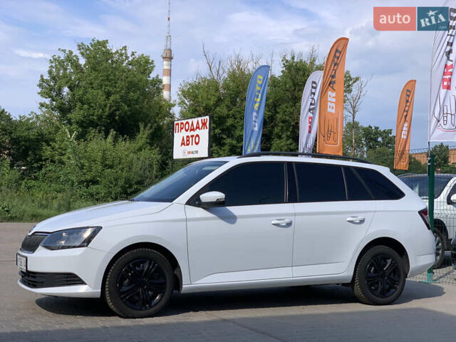 Білий Шкода Фабія, об'ємом двигуна 1.4 л та пробігом 236 тис. км за 9699 $, фото 11 на Automoto.ua