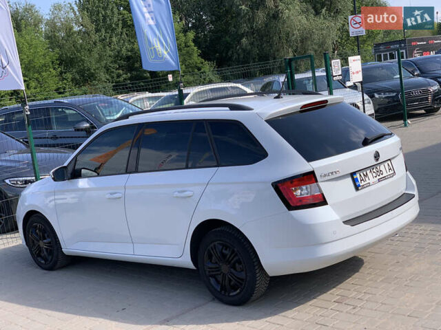 Білий Шкода Фабія, об'ємом двигуна 1.4 л та пробігом 236 тис. км за 9699 $, фото 18 на Automoto.ua
