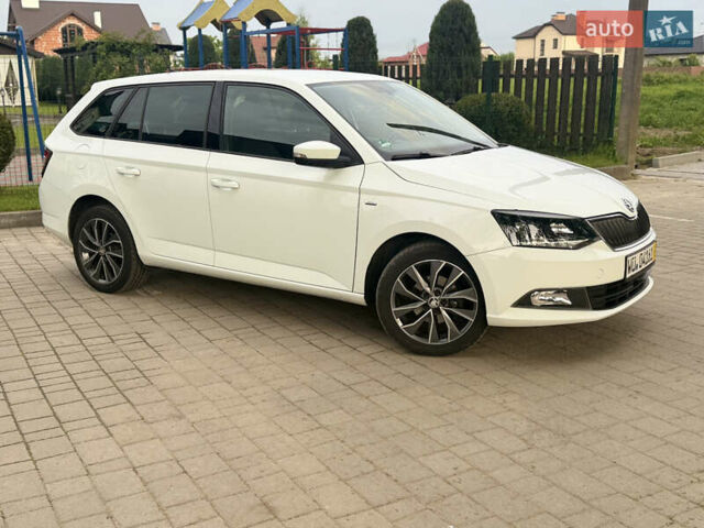Белый Шкода Фабия, объемом двигателя 1.42 л и пробегом 183 тыс. км за 10250 $, фото 5 на Automoto.ua