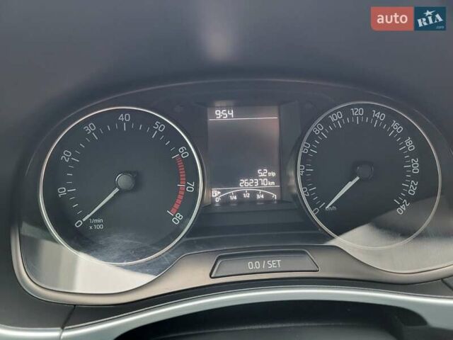 Білий Шкода Фабія, об'ємом двигуна 1.2 л та пробігом 263 тис. км за 7200 $, фото 6 на Automoto.ua