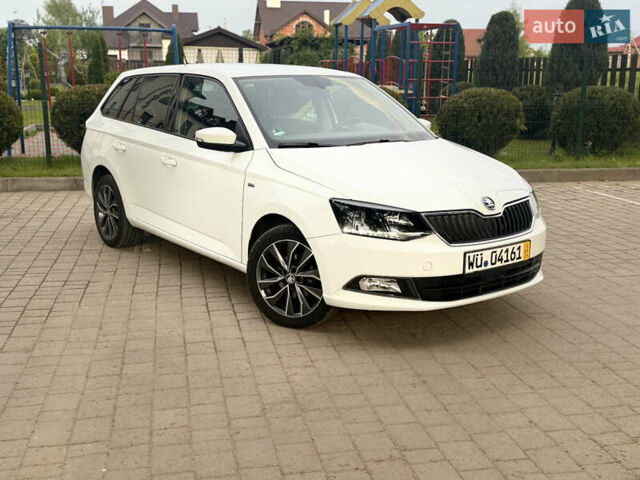 Белый Шкода Фабия, объемом двигателя 1.42 л и пробегом 183 тыс. км за 10250 $, фото 6 на Automoto.ua