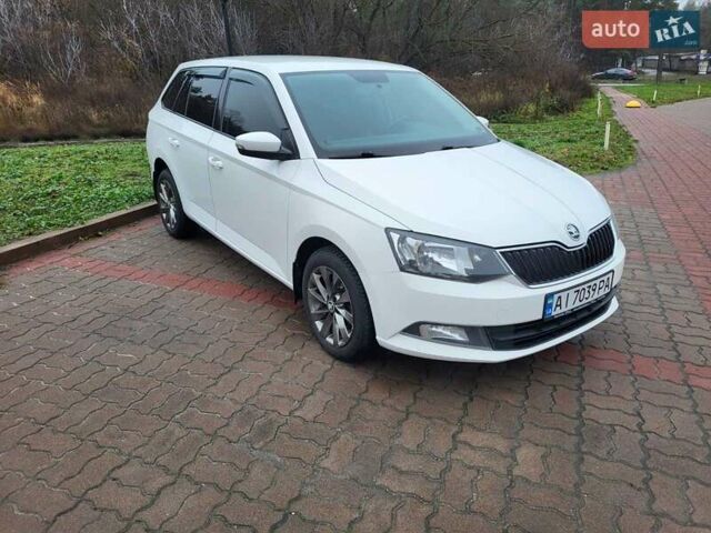 Білий Шкода Фабія, об'ємом двигуна 1.2 л та пробігом 263 тис. км за 7200 $, фото 10 на Automoto.ua