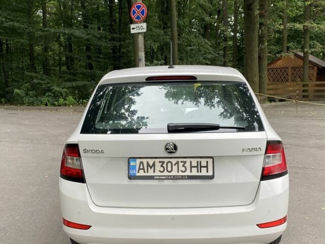 Білий Шкода Фабія, об'ємом двигуна 1 л та пробігом 152 тис. км за 7700 $, фото 4 на Automoto.ua