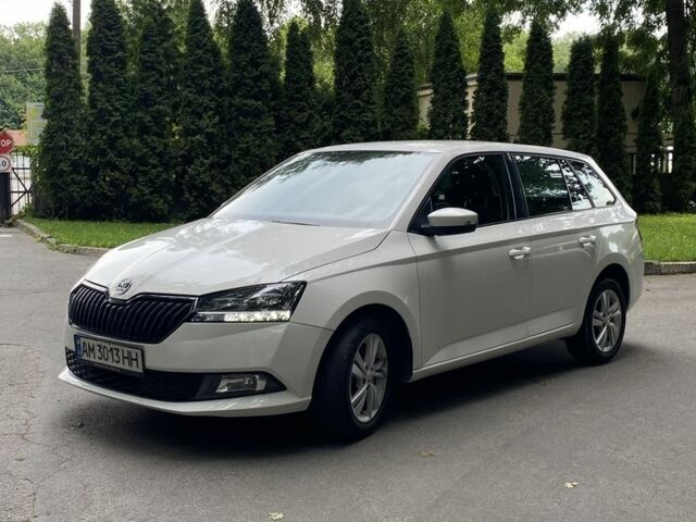 Білий Шкода Фабія, об'ємом двигуна 1 л та пробігом 152 тис. км за 7700 $, фото 1 на Automoto.ua