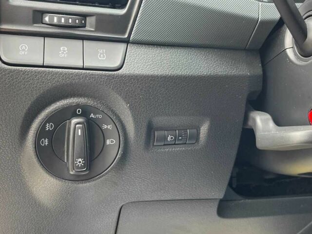 Белый Шкода Фабия, объемом двигателя 1 л и пробегом 84 тыс. км за 7450 $, фото 12 на Automoto.ua