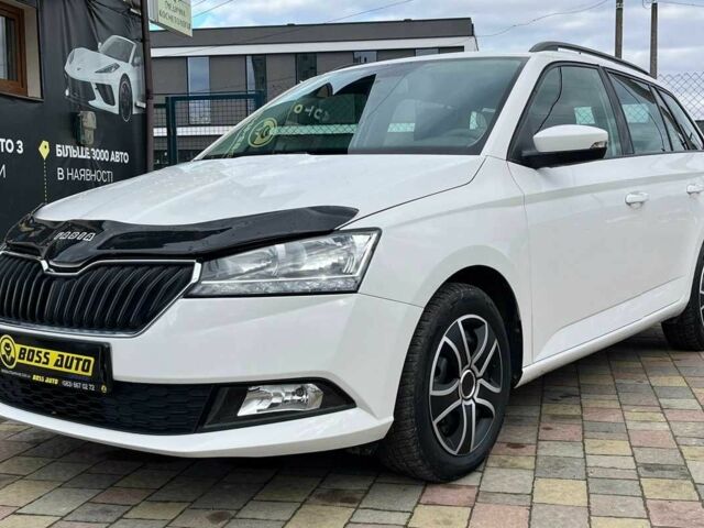 Белый Шкода Фабия, объемом двигателя 1 л и пробегом 84 тыс. км за 7450 $, фото 2 на Automoto.ua
