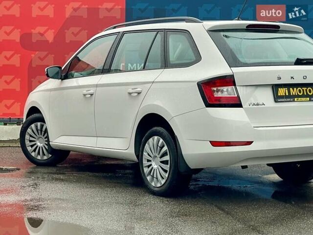 Белый Шкода Фабия, объемом двигателя 1 л и пробегом 65 тыс. км за 12500 $, фото 13 на Automoto.ua