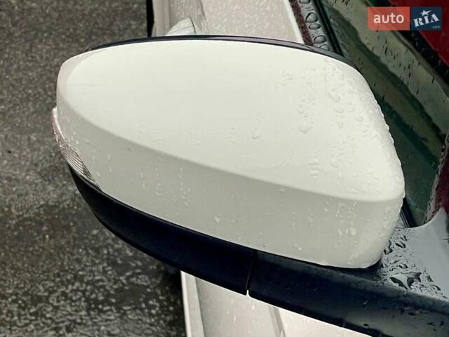 Белый Шкода Фабия, объемом двигателя 1 л и пробегом 65 тыс. км за 12500 $, фото 22 на Automoto.ua