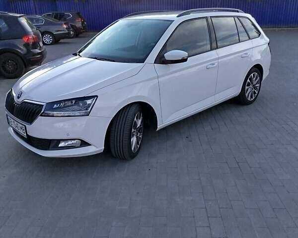 Білий Шкода Фабія, об'ємом двигуна 1 л та пробігом 145 тис. км за 16500 $, фото 3 на Automoto.ua