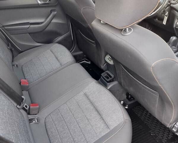 Білий Шкода Фабія, об'ємом двигуна 1 л та пробігом 145 тис. км за 16500 $, фото 14 на Automoto.ua