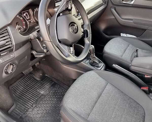 Білий Шкода Фабія, об'ємом двигуна 1 л та пробігом 145 тис. км за 16500 $, фото 11 на Automoto.ua