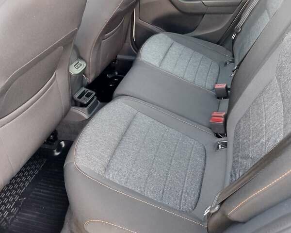 Білий Шкода Фабія, об'ємом двигуна 1 л та пробігом 145 тис. км за 16500 $, фото 23 на Automoto.ua