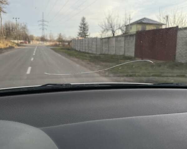 Бежевий Шкода Фабія, об'ємом двигуна 1.2 л та пробігом 203 тис. км за 3000 $, фото 12 на Automoto.ua