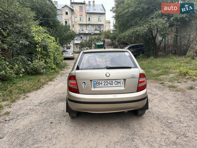 Бежевий Шкода Фабія, об'ємом двигуна 1.2 л та пробігом 327 тис. км за 3200 $, фото 10 на Automoto.ua
