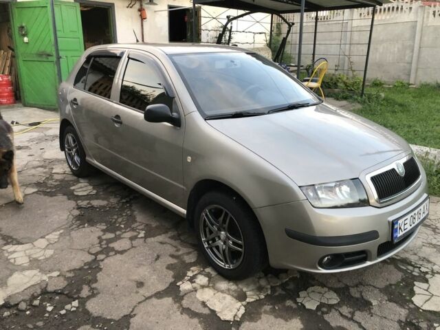 Бежевий Шкода Фабія, об'ємом двигуна 1.2 л та пробігом 328 тис. км за 4300 $, фото 2 на Automoto.ua