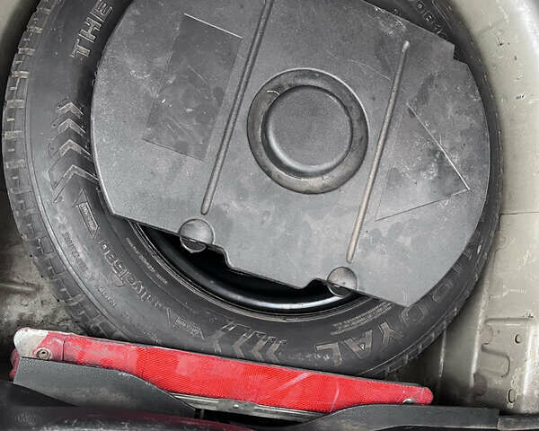 Бежевий Шкода Фабія, об'ємом двигуна 1.2 л та пробігом 180 тис. км за 3800 $, фото 14 на Automoto.ua