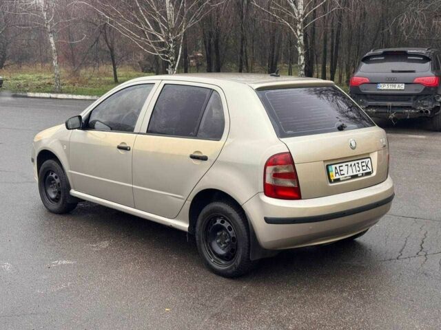 Бежевий Шкода Фабія, об'ємом двигуна 1.2 л та пробігом 250 тис. км за 1250 $, фото 5 на Automoto.ua