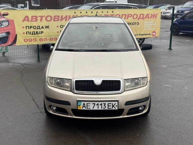 Бежевий Шкода Фабія, об'ємом двигуна 1.2 л та пробігом 250 тис. км за 1250 $, фото 1 на Automoto.ua