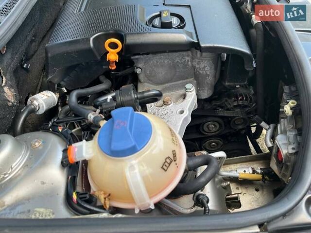 Бежевый Шкода Фабия, объемом двигателя 1.2 л и пробегом 236 тыс. км за 3550 $, фото 9 на Automoto.ua