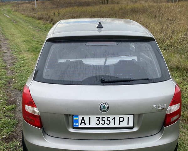 Шкода Фабия 2007 в Барышевке на Automoto.ua Бежевый Шкода Фабия, объемом двигателя 1.2 л и пробегом 154 тыс. км за 4000 $, фото 9 на Automoto.ua