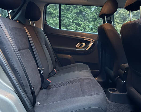 Бежевый Шкода Фабия, объемом двигателя 1.6 л и пробегом 213 тыс. км за 7500 $, фото 18 на Automoto.ua