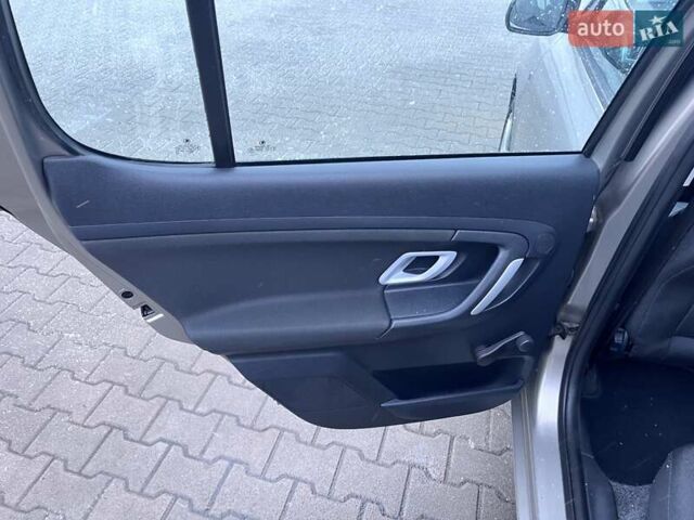 Бежевий Шкода Фабія, об'ємом двигуна 1.39 л та пробігом 197 тис. км за 5100 $, фото 20 на Automoto.ua