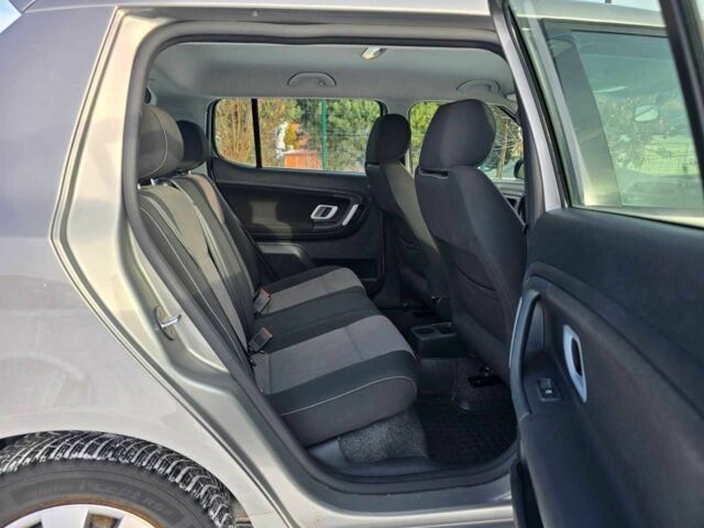 Бежевий Шкода Фабія, об'ємом двигуна 1.6 л та пробігом 165 тис. км за 6499 $, фото 12 на Automoto.ua