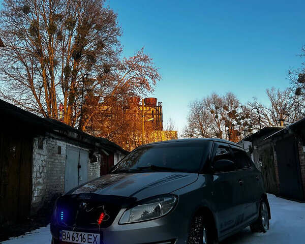 Бежевий Шкода Фабія, об'ємом двигуна 1.2 л та пробігом 159 тис. км за 4900 $, фото 4 на Automoto.ua