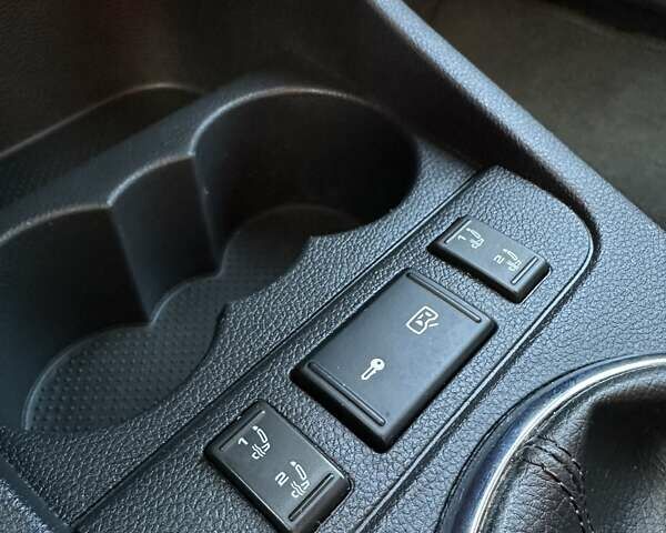 Бежевый Шкода Фабия, объемом двигателя 1.2 л и пробегом 145 тыс. км за 6100 $, фото 34 на Automoto.ua