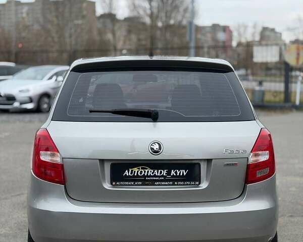 Бежевый Шкода Фабия, объемом двигателя 1.2 л и пробегом 196 тыс. км за 4850 $, фото 4 на Automoto.ua