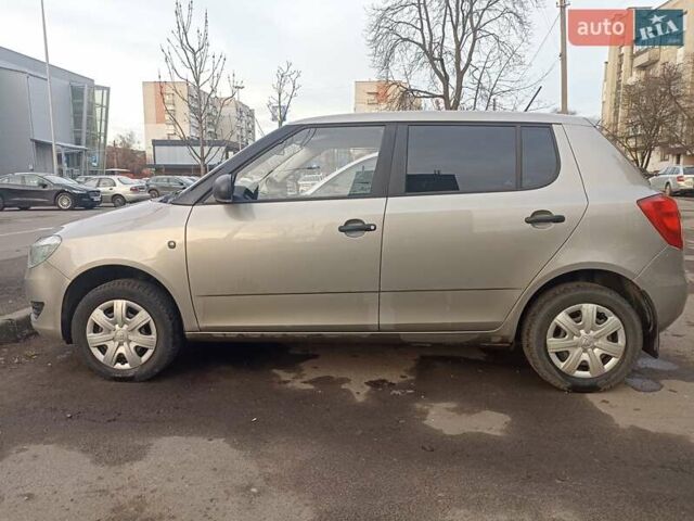 Бежевий Шкода Фабія, об'ємом двигуна 1.2 л та пробігом 80 тис. км за 5900 $, фото 7 на Automoto.ua