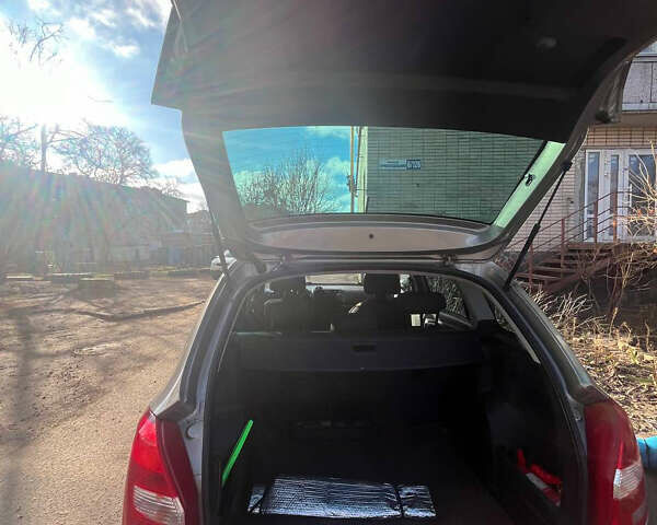 Бежевий Шкода Фабія, об'ємом двигуна 1.2 л та пробігом 190 тис. км за 5300 $, фото 2 на Automoto.ua