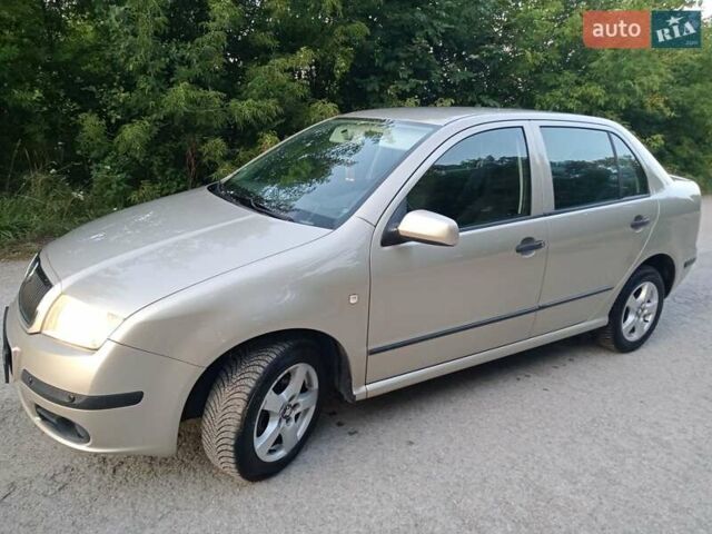 Бежевый Шкода Фабия, объемом двигателя 1.4 л и пробегом 204 тыс. км за 4100 $, фото 44 на Automoto.ua