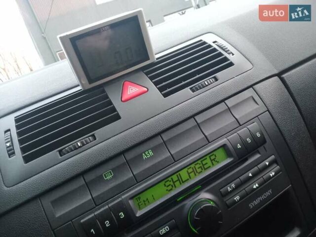 Бежевый Шкода Фабия, объемом двигателя 1.4 л и пробегом 204 тыс. км за 4100 $, фото 63 на Automoto.ua