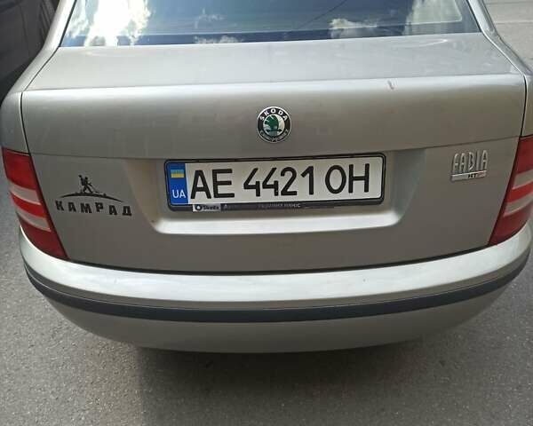 Бежевый Шкода Фабия, объемом двигателя 1.2 л и пробегом 269 тыс. км за 3500 $, фото 9 на Automoto.ua