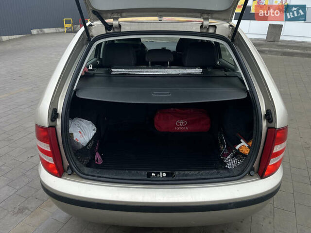 Бежевий Шкода Фабія, об'ємом двигуна 1.39 л та пробігом 248 тис. км за 4750 $, фото 12 на Automoto.ua