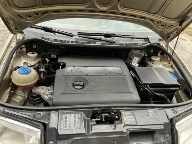 Шкода Фабия 2005 в Чернигове на Automoto.ua Бежевый Шкода Фабия, объемом двигателя 1.4 л и пробегом 245 тыс. км за 3900 $, фото 18 на Automoto.ua